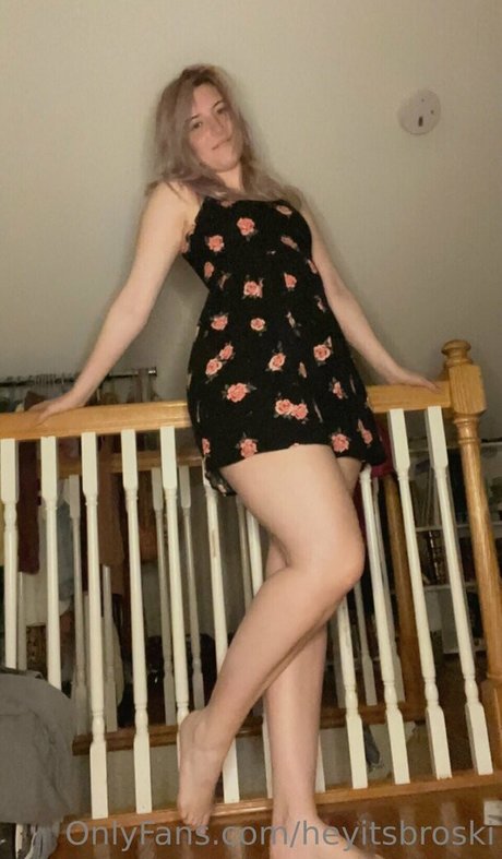 HeyItsBroski nudes pornstar picture