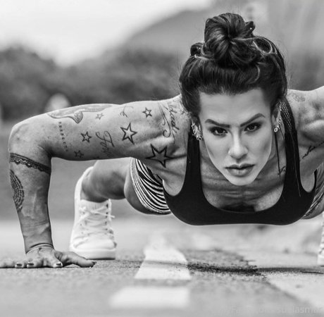 Sue Lasmar pornstar hot pictures