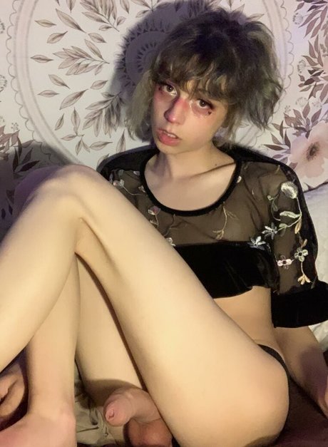 Cd Bell xxx star photos