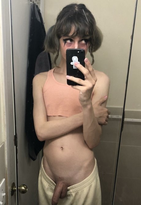 Cd Bell perfect actress pics