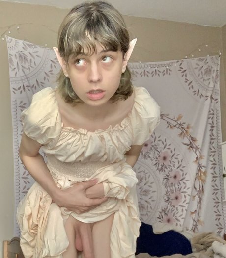 Cd Bell sexy star galleries