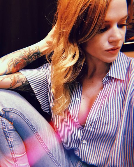 squirting onlyfans sexy naked image