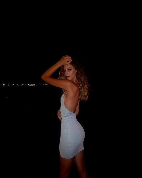 Klea Brahimi adult star img