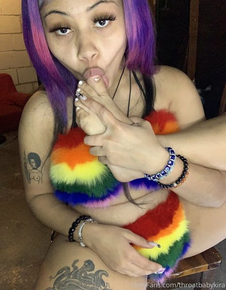 throatbabykira porn model picture