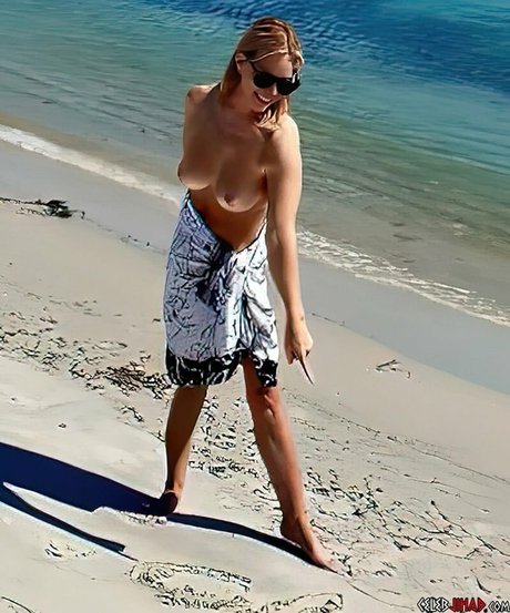 Cheryl Hines star xxx photo