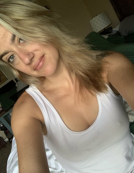 badasstxmama adult star image