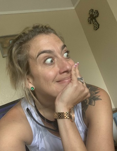 badasstxmama hd model photo