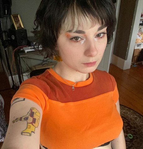 Casey Lee Williams naked actress picture