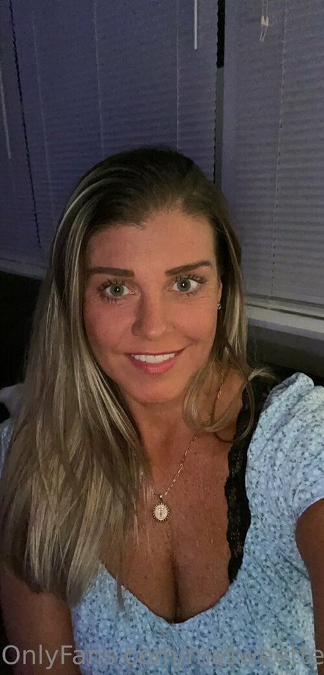 MsSweetTea pornstar nice photo