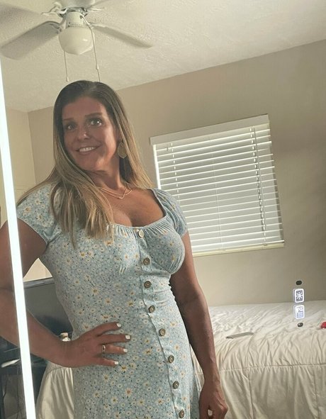 MsSweetTea pornstar sex pictures