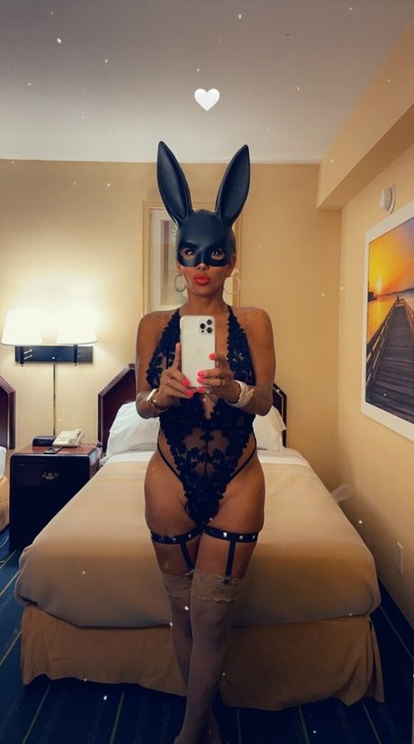 pregnant threesome onlyfans art nude picture