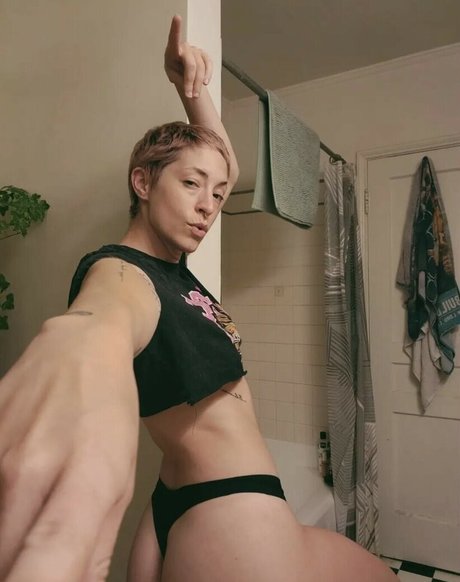 kitchen fuck onlyfans sexy nude pictures