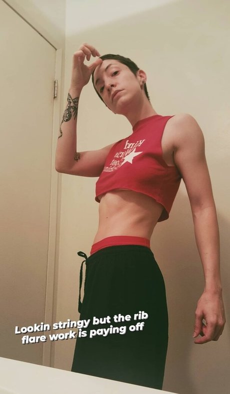 Tybee Diskin model exclusive gallery