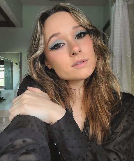 AmyKay ASMR perfect pornstar image