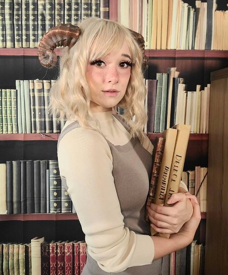 AmyKay ASMR star pornographic photos