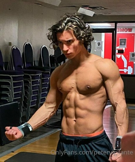 petervigilante star naked photos