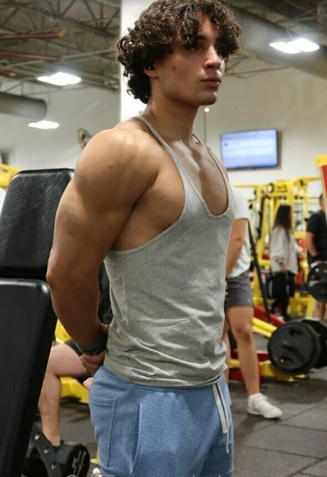 pussy spreading onlyfans art naked pictures