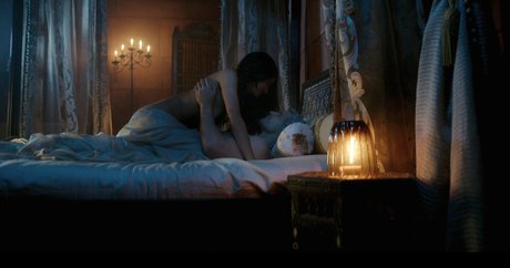 Anya Chalotra nude model galleries