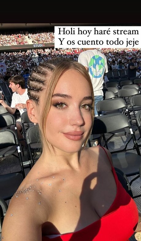 llunaclark naked star archive