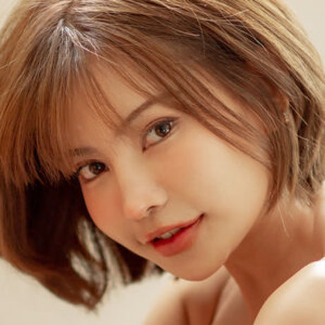 Sutasinee Nokia Sirirak Photo Gallery