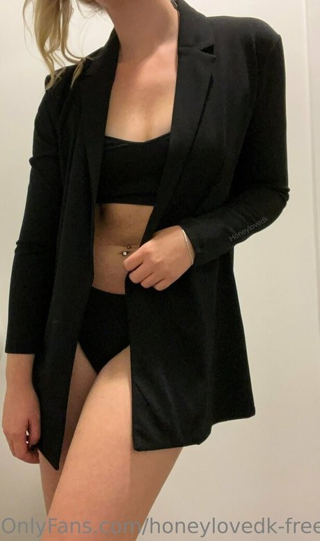 honeylovedk free sexy actress pic