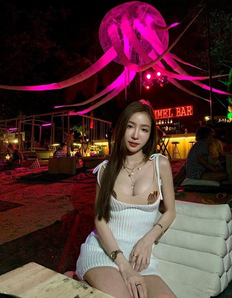 yoke chonthicha best actress photo