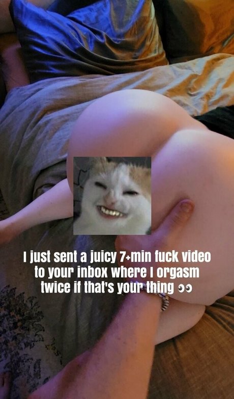 yokaioppai sexy model img