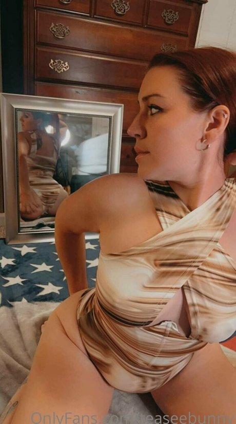 teaseebunny top model picture