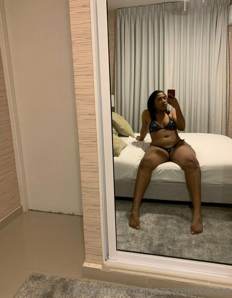 jezsweetcocoa model pretty photo