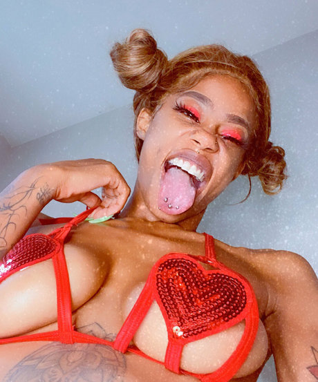 mickeymooh pornstar high quality images