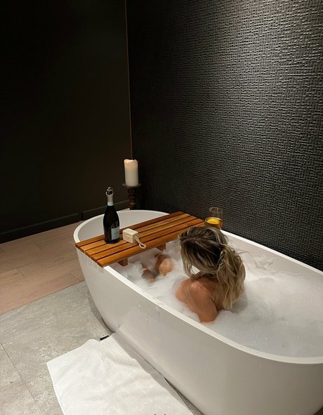 learninwithg porn actress galleries