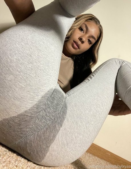 baybelaya nudes model pic