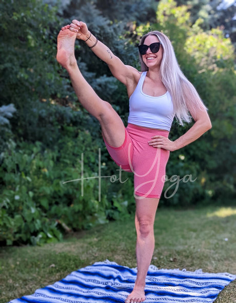 hot yoga model hd pic