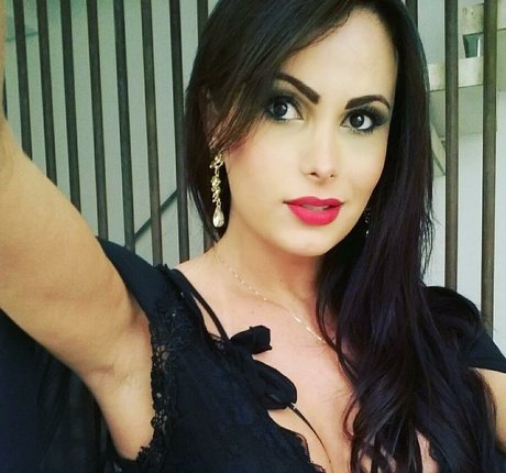 black teacher onlyfans top pic