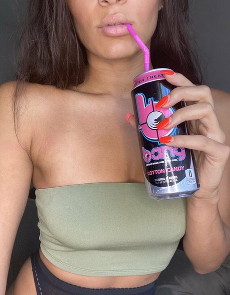 camillaskye top star pic