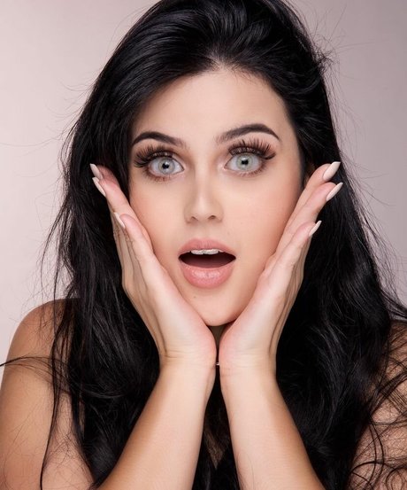 Paola Migliorini high quality model archive