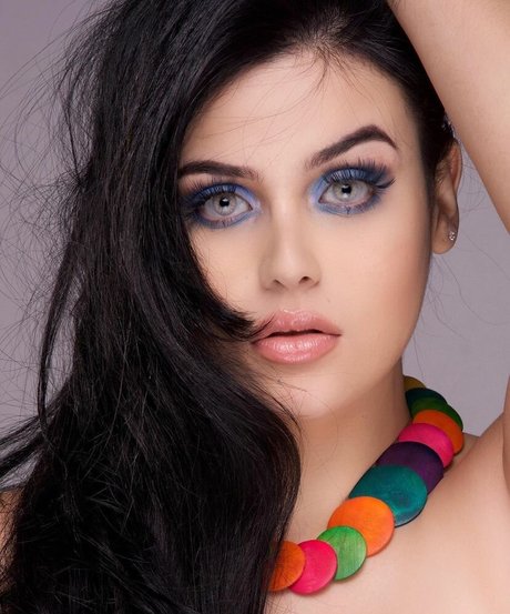 Paola Migliorini model hot images