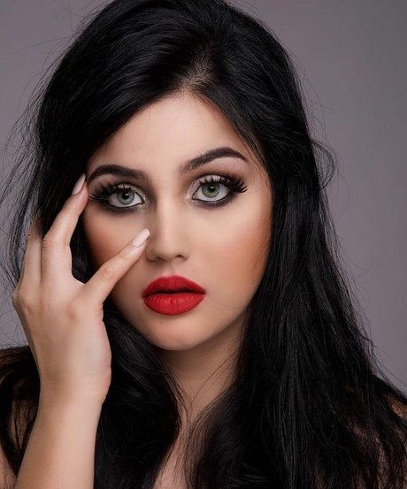 Paola Migliorini hot pornstar image