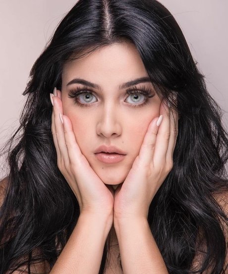 Paola Migliorini model beautiful image