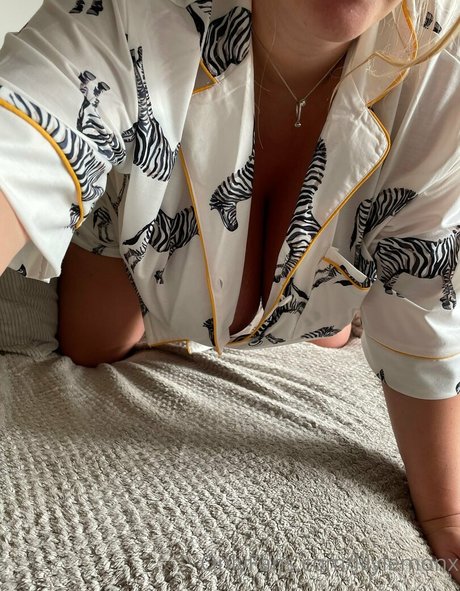 lilylemonx hd actress picture