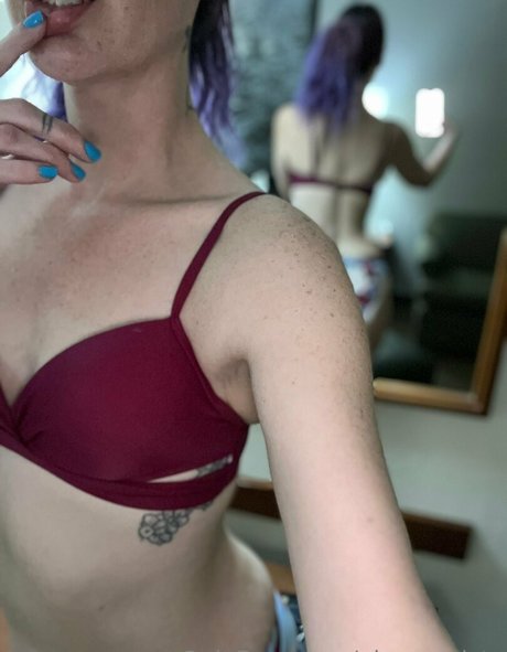 pleasemisty model nude pictures