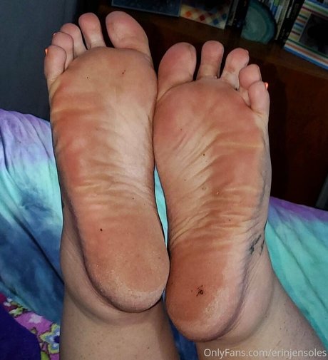 erinjensoles model perfect images