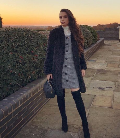 Cher Lloyd high quality pornstar galleries