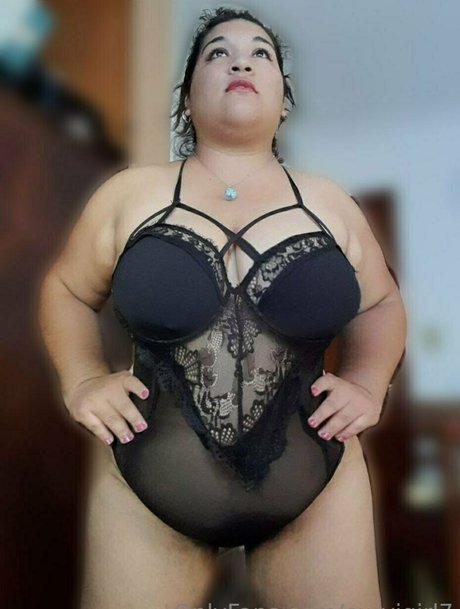 curvigirl7 adult model galleries