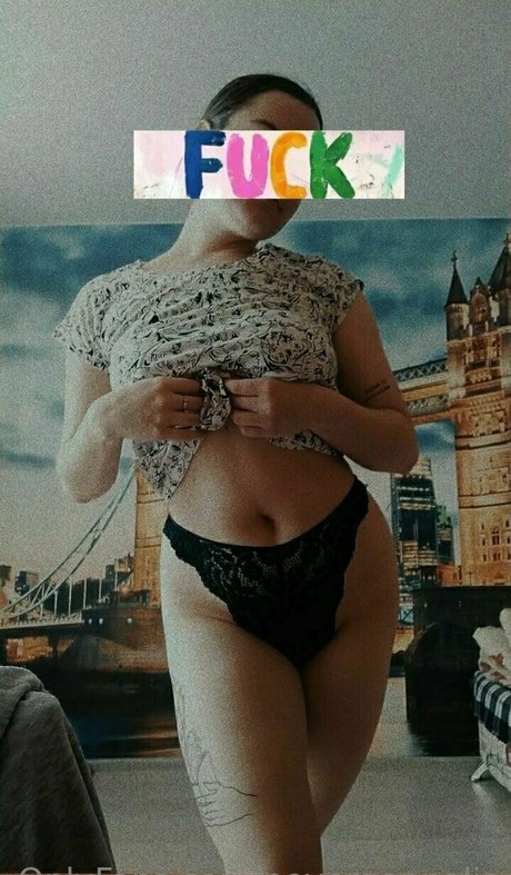 shemale cum in mouth onlyfans erotic pictures