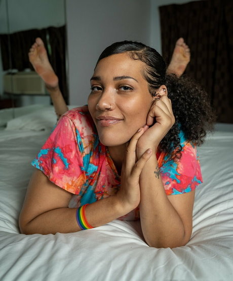 size 11 goddess model adult images