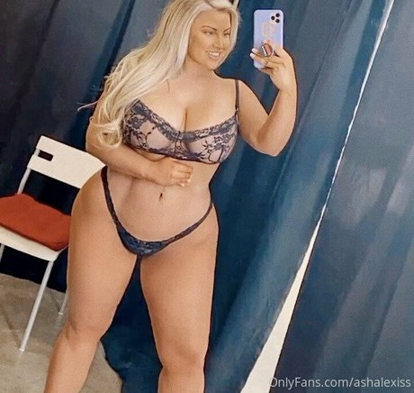 one onlyfans hot photo