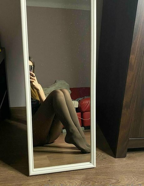 sexitsmylife7 sex model photo