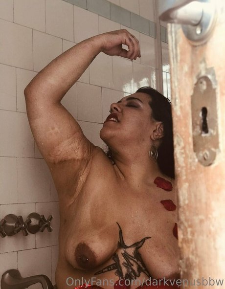 darkvenusbbw pornographic model photos