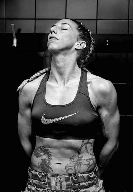 petite girls onlyfans free photos